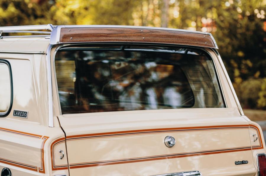 Детали экстерьера Jeep Cherokee Laredo (SJ) 1983 года  (фото 25 из 78)